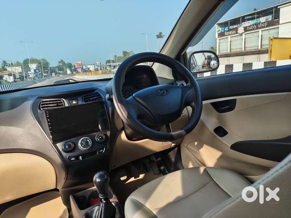 Hyundai Eon Era +, 2017, Petrol