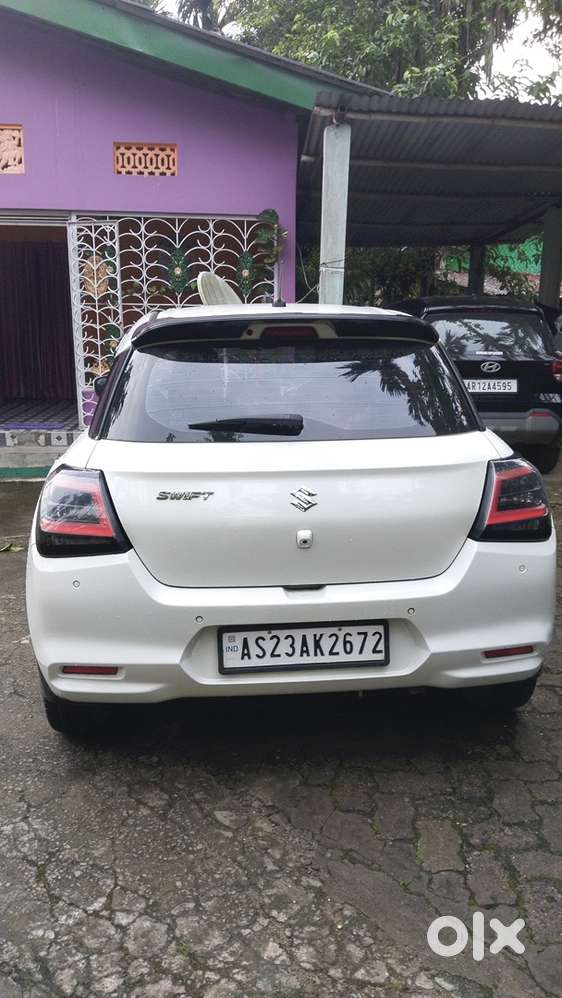 Maruti Swift Petrol 2024