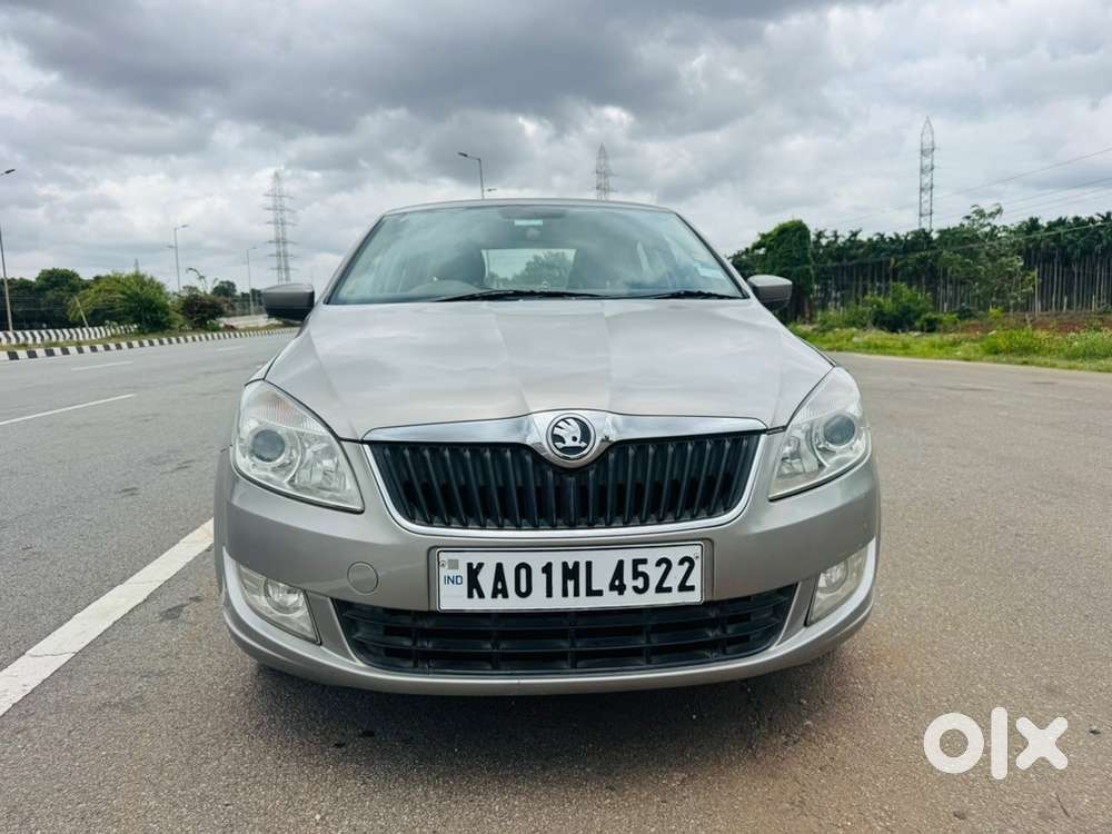 Skoda Rapid 1.6 Elegance Manual 2014