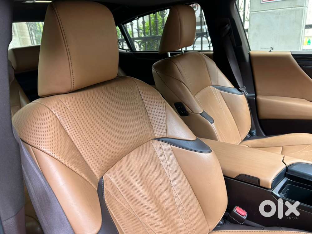 Lexus Es 2018 Luxury Dl Registered With Noc
