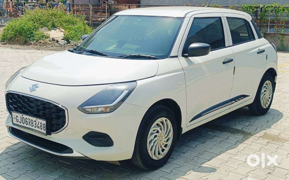 Maruti Suzuki Swift 1.2 Lxi (o), 2025, Petrol