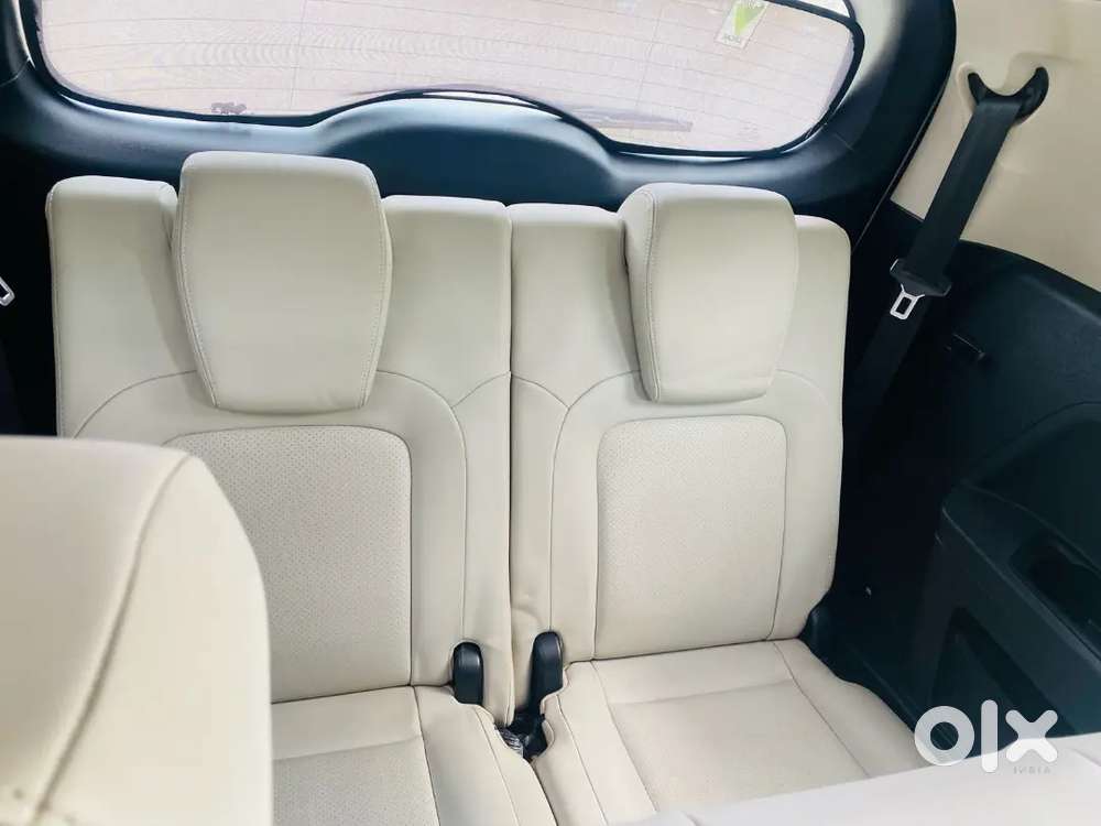 Tata Safari Top Model Xz Plus With Sunroof