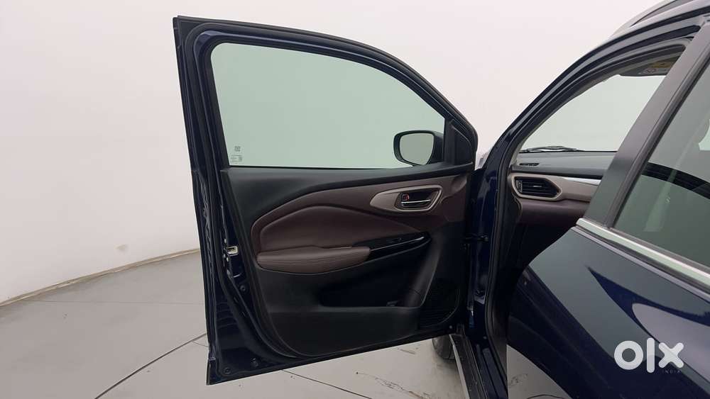 Maruti Suzuki Fronx Alpha 1.0l Turbo 6 At, 2023, Petrol