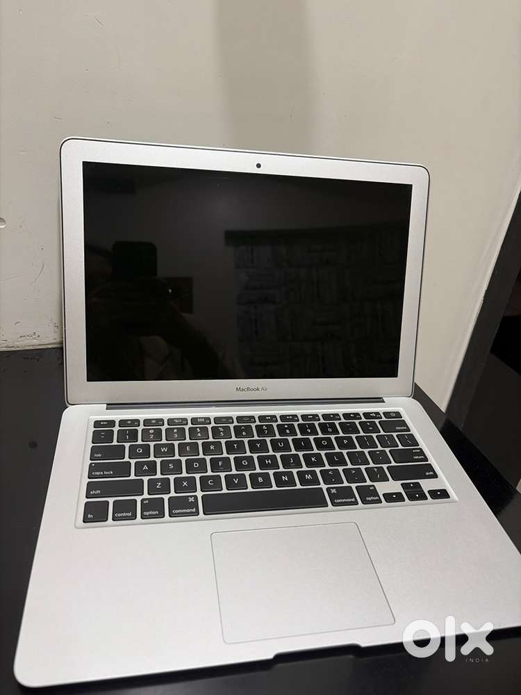 macbook air 13 inch 8 gb ram silver intel hd graphics 6000 128 gb