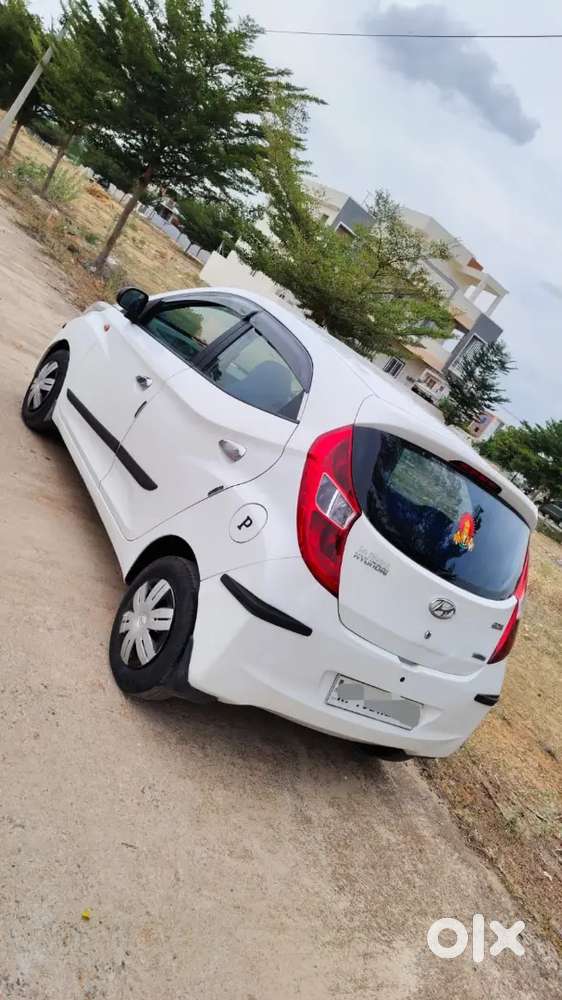 Hyundai Eon 2016 Petrol Well Maintained