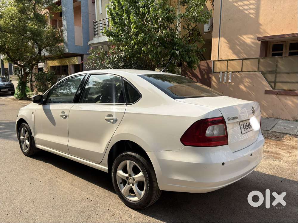 Skoda Rapid 1.5 Tdi Cr Elegance Plus, 2014, Diesel