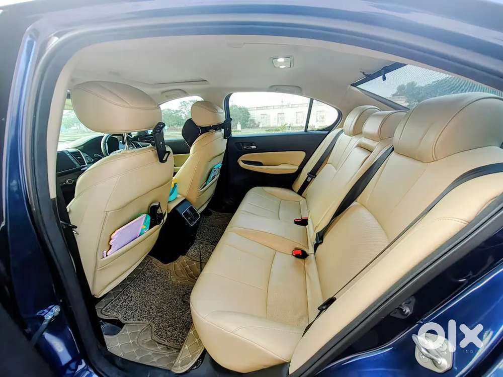 Honda City Zx 2023 Petrol Well Maintained