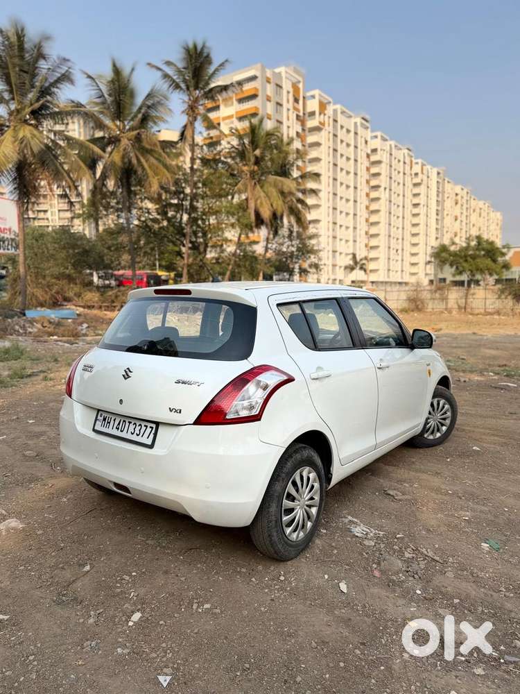 Maruti Suzuki Swift Vxi Cng, 2013, Cng & Hybrids