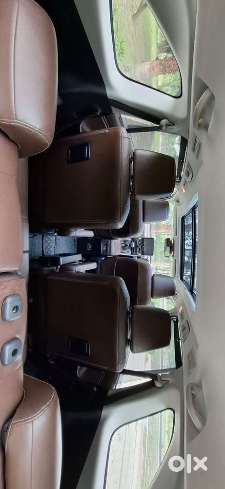 Toyota Innova Hycross 2.0 Zx Hybrid 7 Str, 2024, Petrol