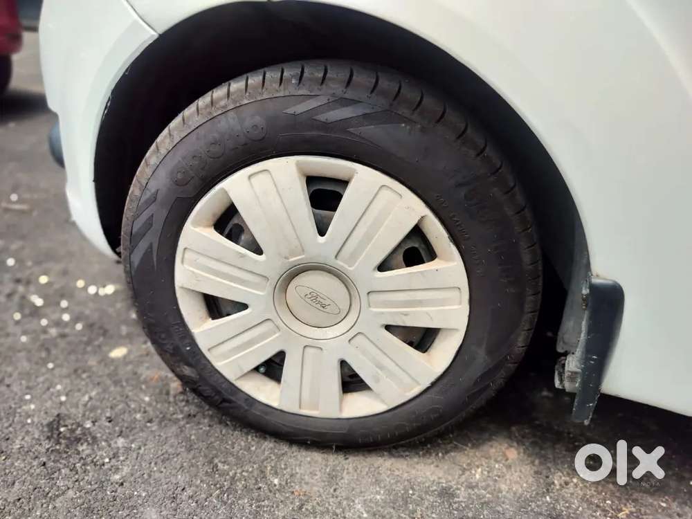 Ford Figo Petrol Zxi 2011