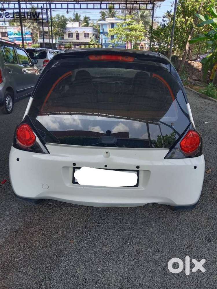 Honda Brio 2013-2016 V Mt, 2013, Petrol