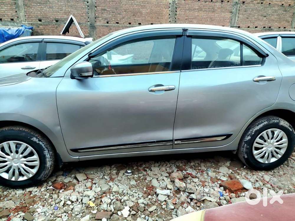 Maruti Suzuki Dzire 1.2 Vxi, 2022, Petrol