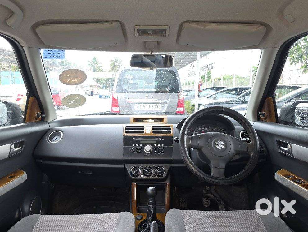 Maruti Suzuki Dzire 1.2 Vxi, 2011, Petrol