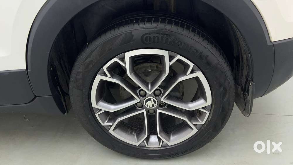 Skoda Kushaq Style 1.0l Tsi Mt, 2022, Petrol
