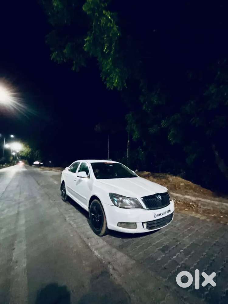 Skoda Laura 2.0 Diesel  Powerful & Comfortable  Well Maintained