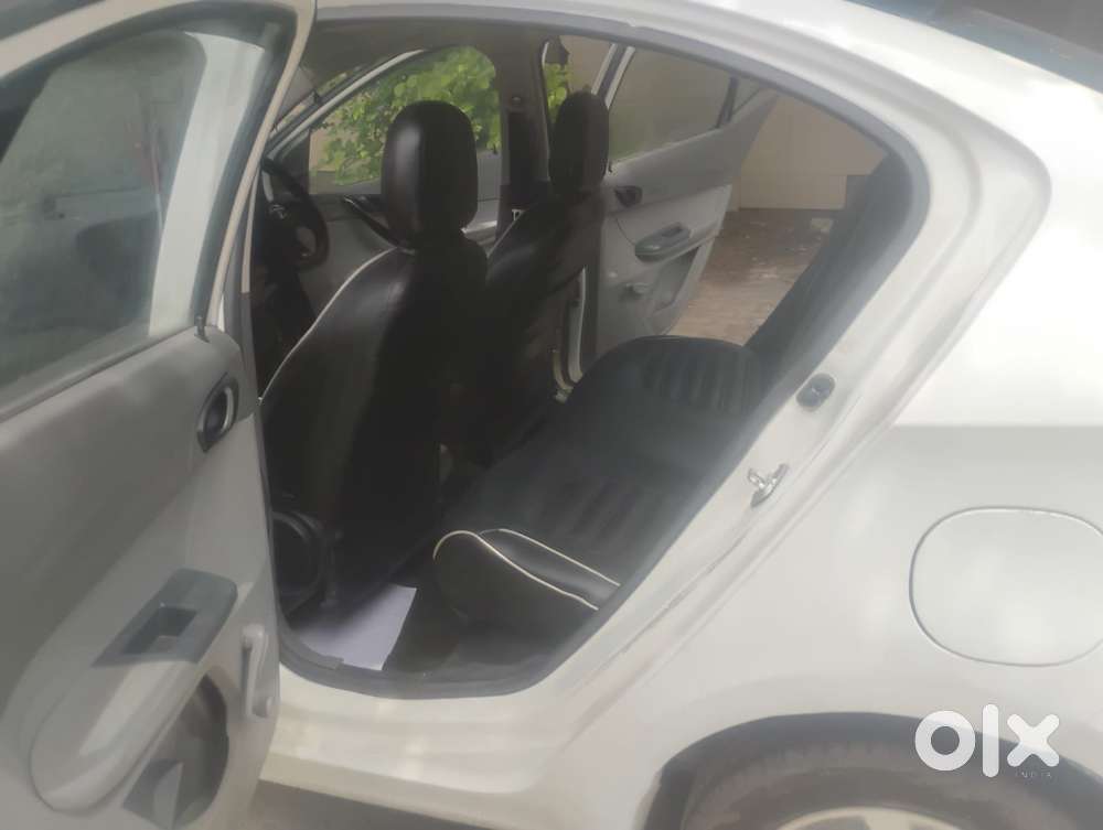 Tata Tigor Xe, 2021, Petrol