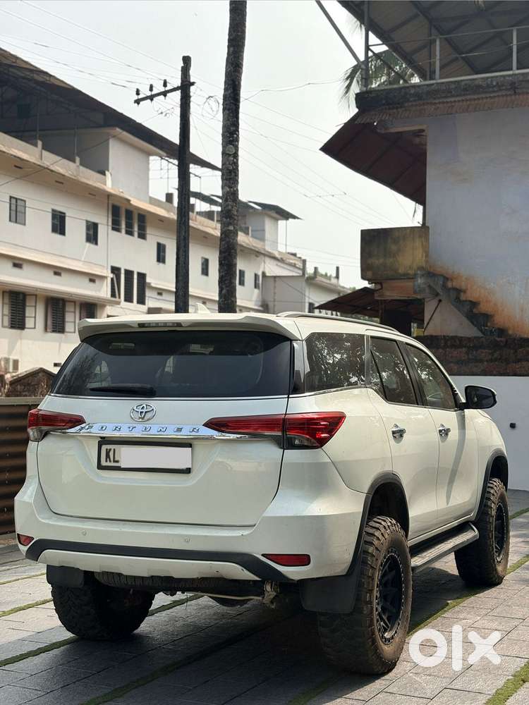 Toyota Fortuner 3.0 4x2 Automatic, 2016, Diesel