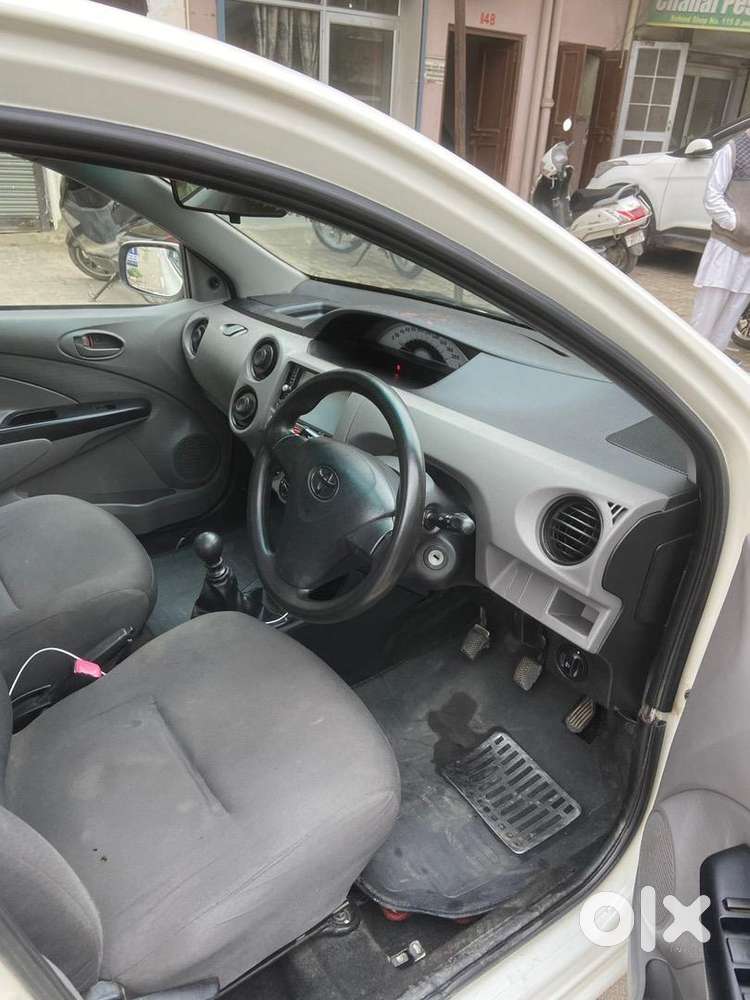 Toyota Etios Liva Diesel 198000 Km Driven