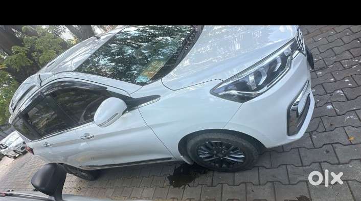 Maruti Suzuki Ertiga Zxi Plus Shvs, 2021, Petrol