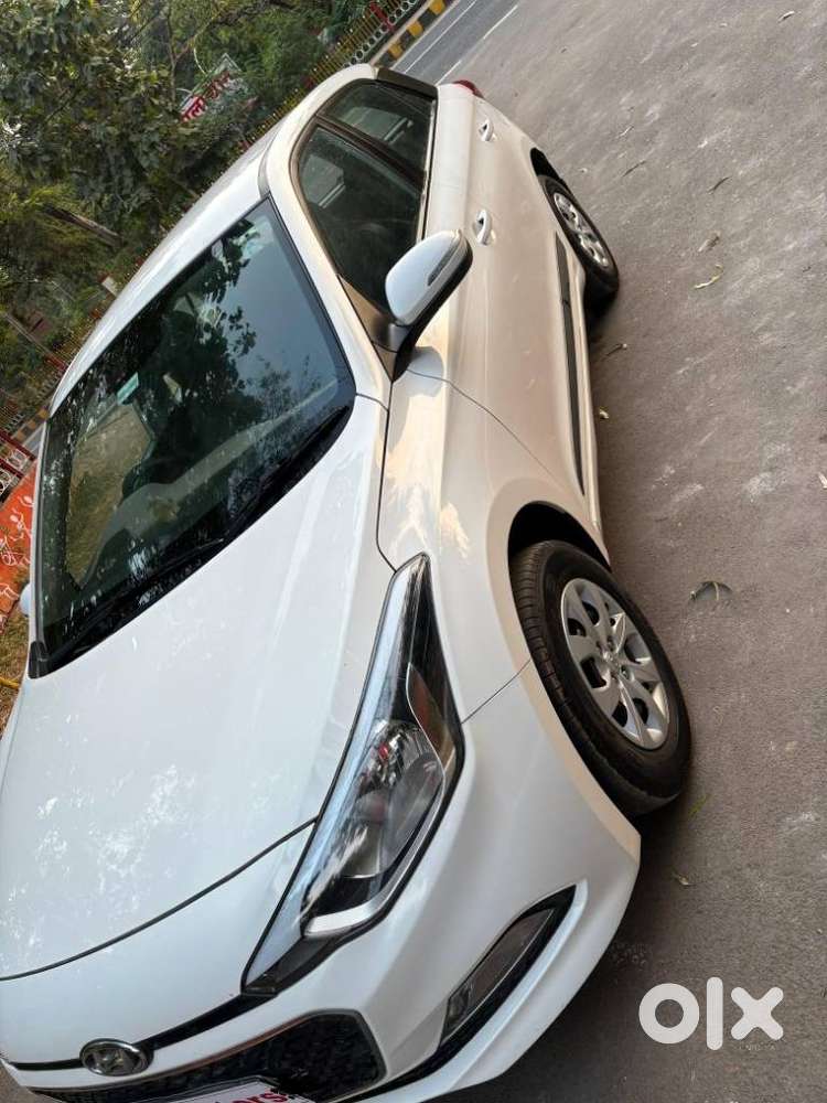 Hyundai Elite I20 Sportz Plus, 2015, Petrol