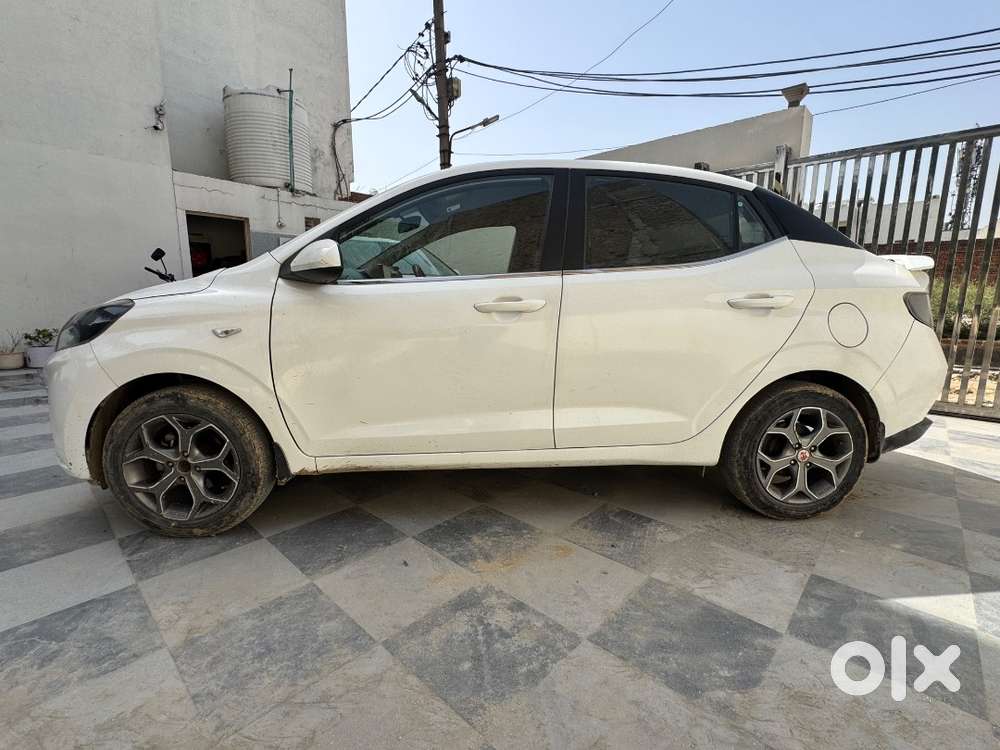 Hyundai Aura  Excellent Condition  Single Hand Driven.