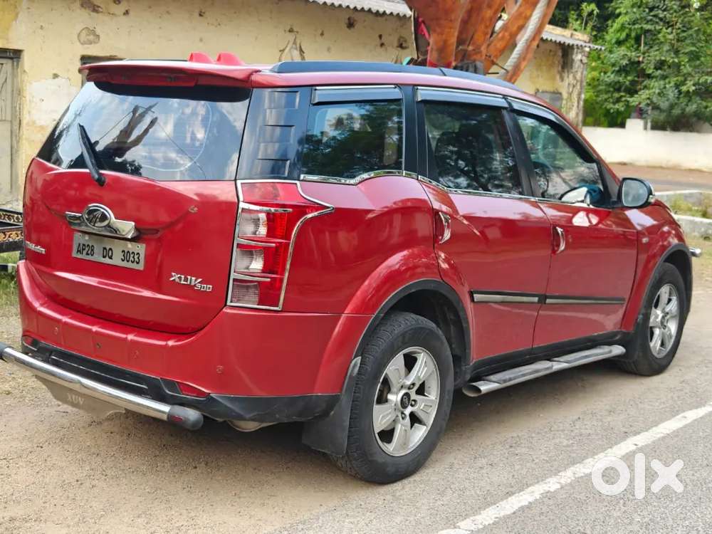 Mahindra Xuv500 W8  Model 2012 Colour Maroon
