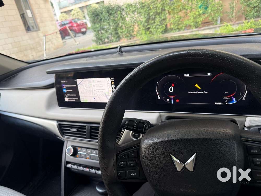 Mahindra Xuv700 2.2 Ax 5 Diesel Mt Str, 2024, Diesel