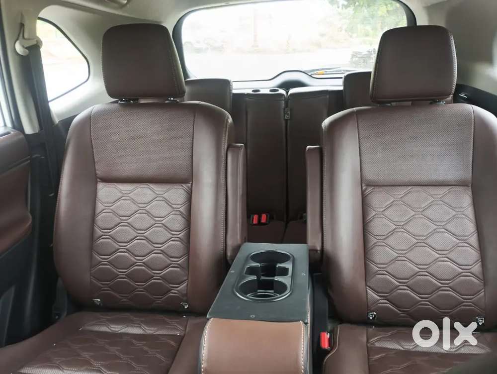 Toyota Innova Hycross 2024 With Mileage