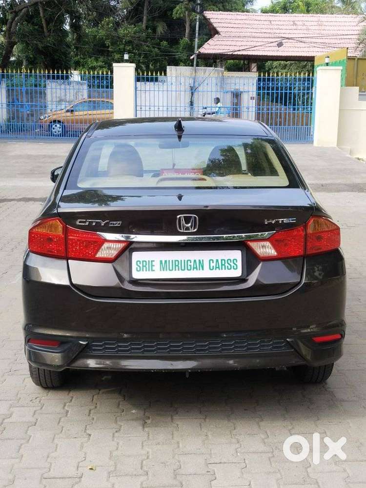 Honda City I-vtec V, 2018, Petrol