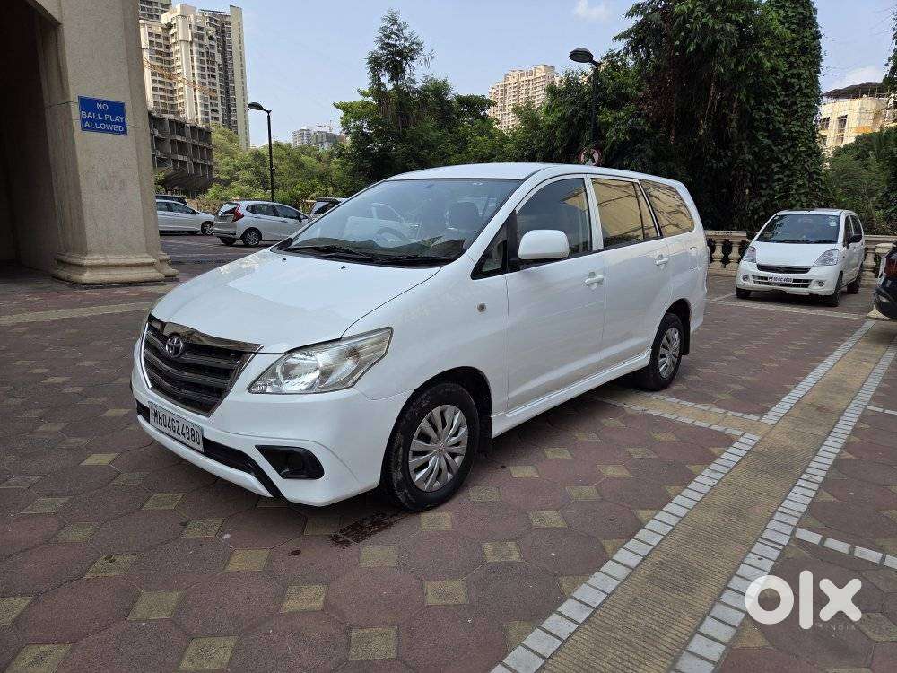 Toyota Innova 2.5 Gx 8 Seater Limited Edition, 2015, Diesel