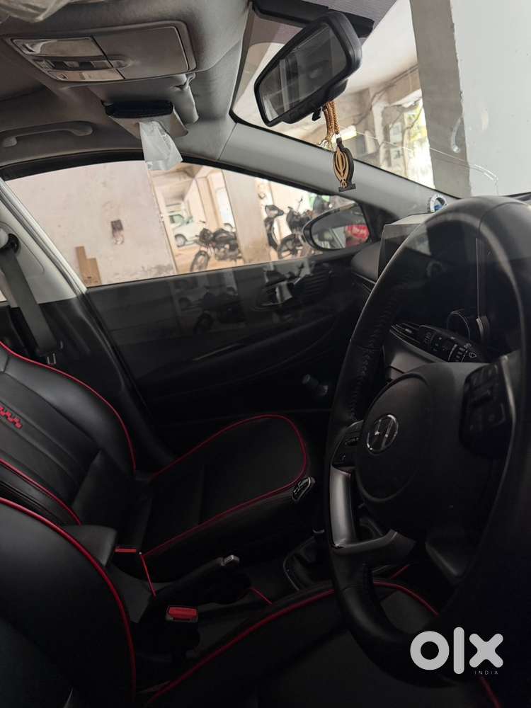 Hyundai New I20 2022 Diesel Well Maintained With Sunroof