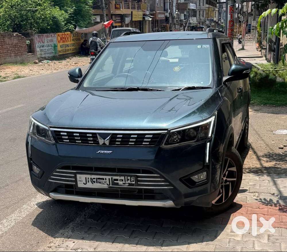 Mahindra Xuv300