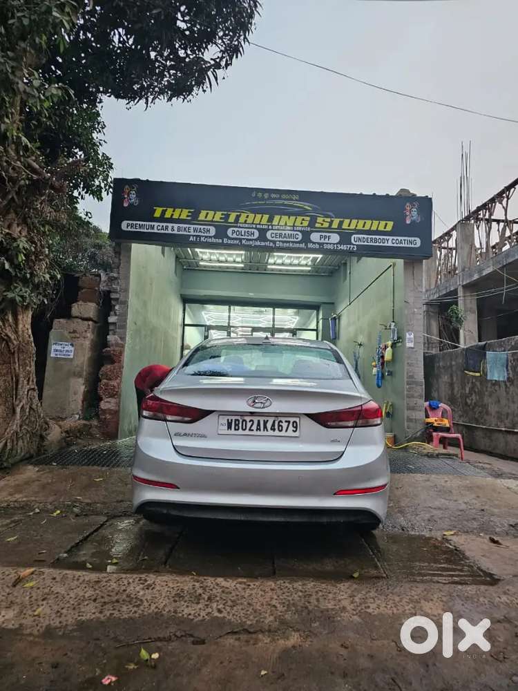 Hyundai New Elantra 2017 Petrol Well Maintained