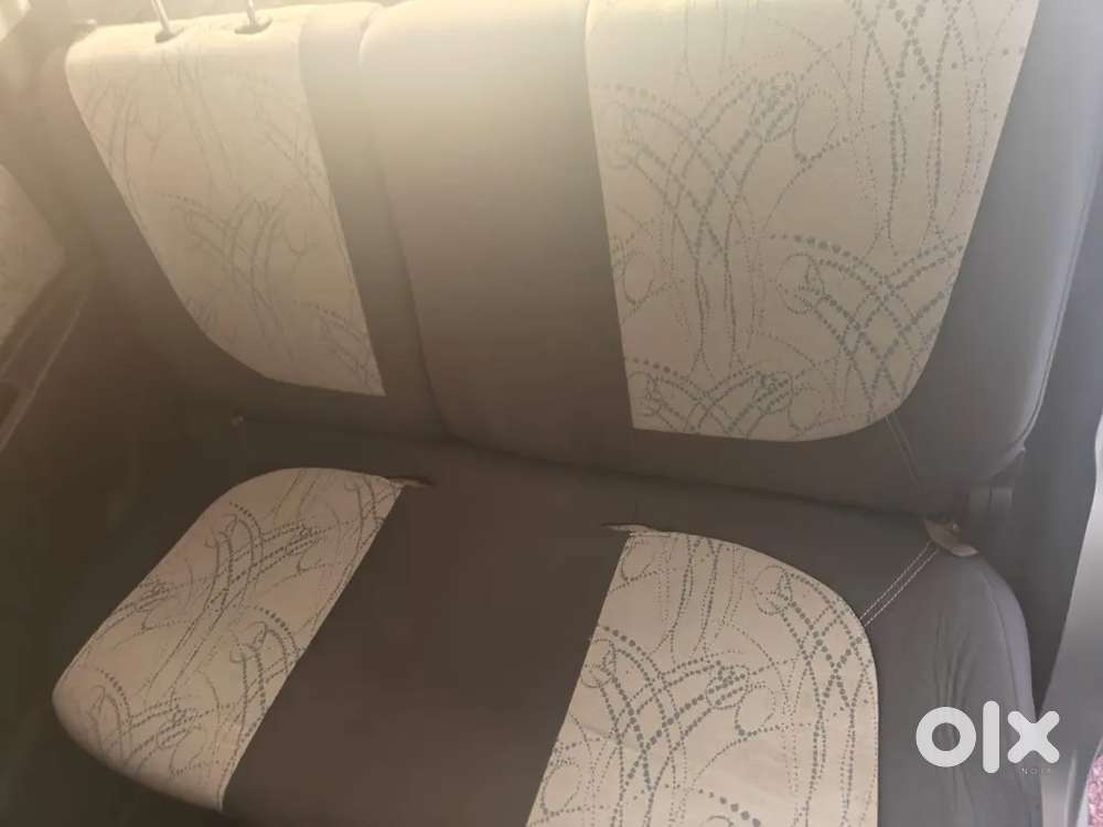 I Want To Sell A November 2014 Wagon R Vxi Model Car.