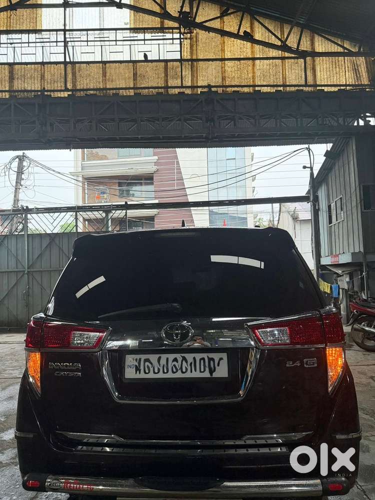 Toyota Innova Crysta 2.4 G – 2021  Low Run  Excellent Condition