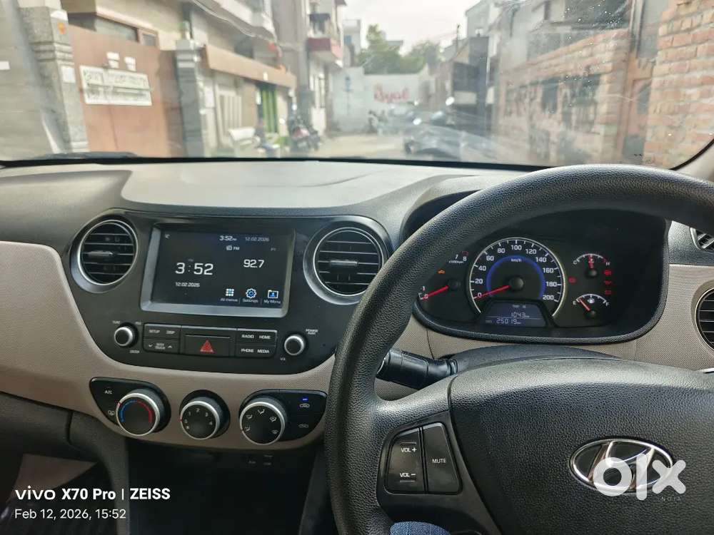 Hyundai Grand I10 2017 Petrol 25000 Km Driven