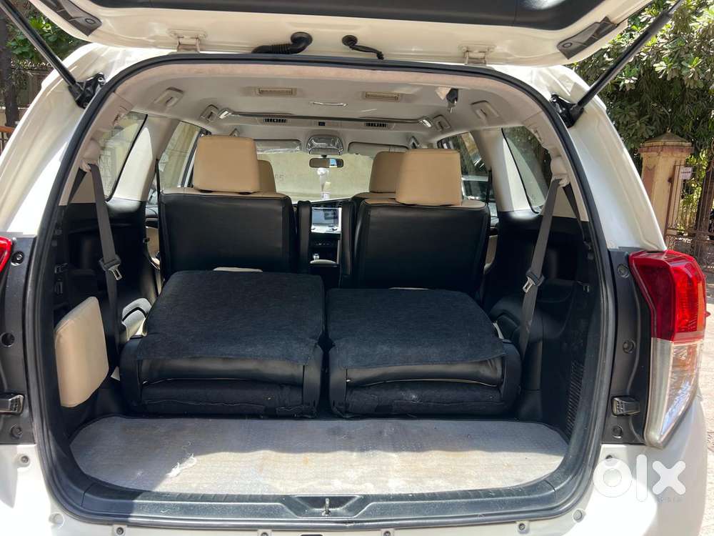 Toyota Innova Crysta 2.8z Automatic, 2016, Diesel