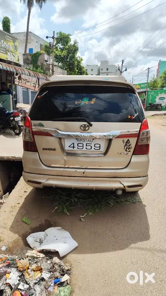 Toyota Innova Hycross 2008 Diesel 230000 Km Driven