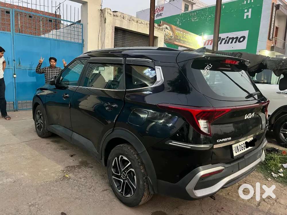 Kia Carens 2024 Diesel Well Maintained