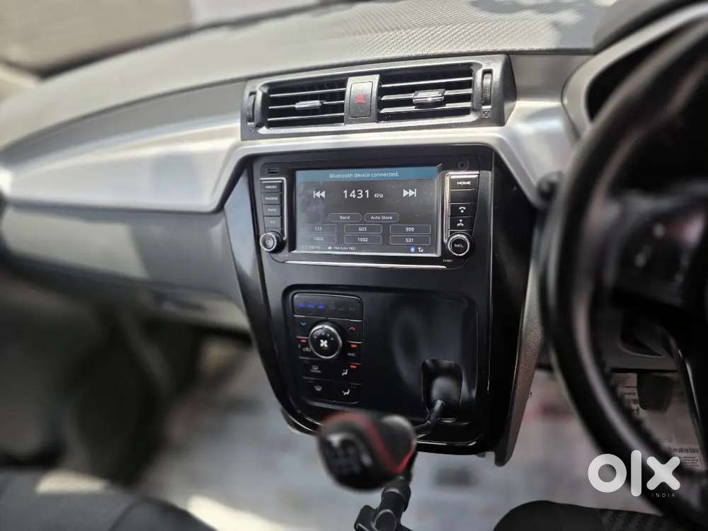 Mahindra Kuv100 Nxt 2018 कार
