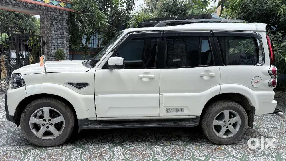 Mahindra Scorpio Classic 2022 Diesel 90000 Km Driven
