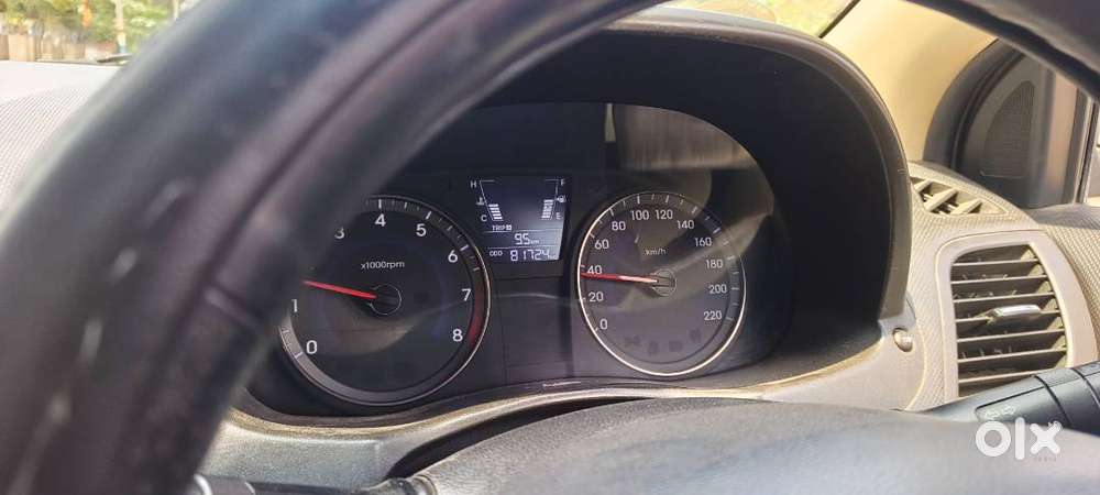 Hyundai Verna Fluidic 2012