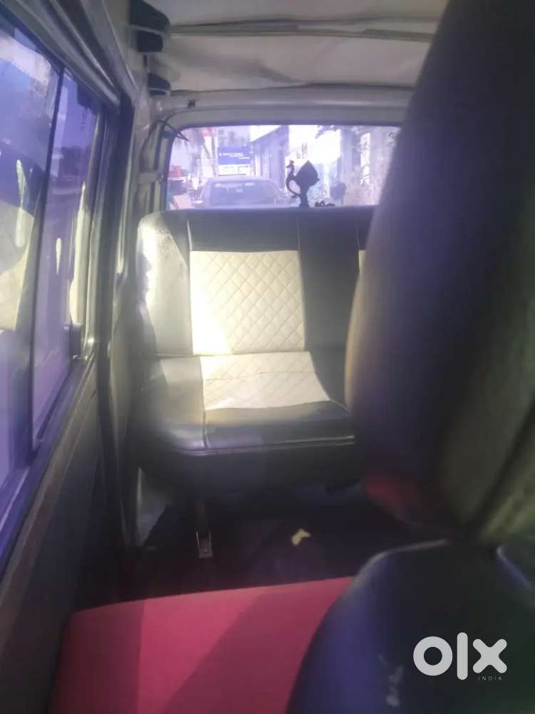 Maruti Suzuki Omni 2010