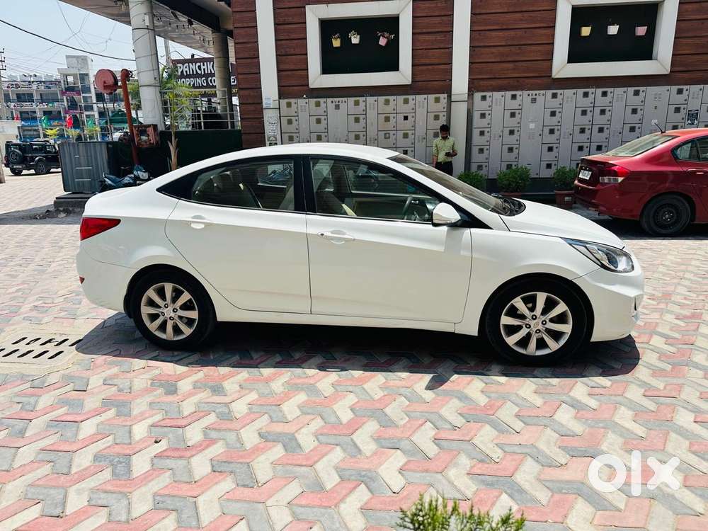 Hyundai Verna 1.6 Vtvt Sx, 2011, Petrol