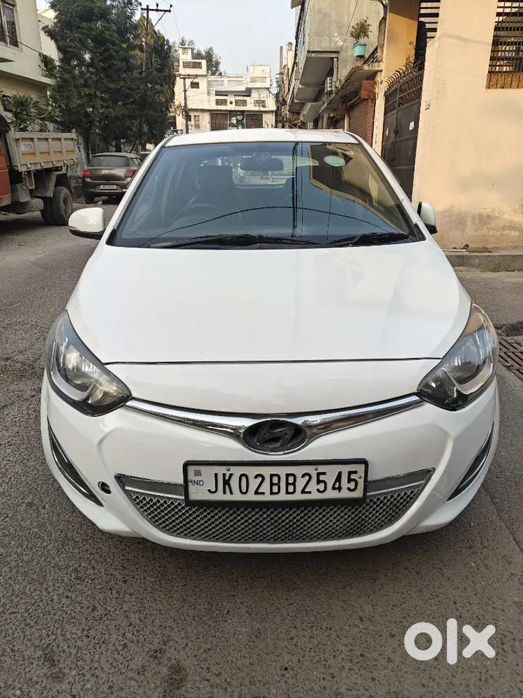 Hyundai I20 2013 Petrol Well Maintained