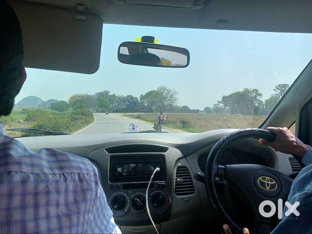 Toyota Innova 2011 Diesel 119000 Km Driven