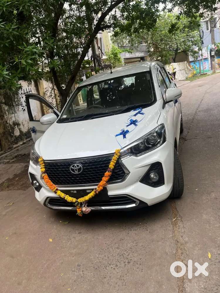 Toyota Rumion 2025 Petrol