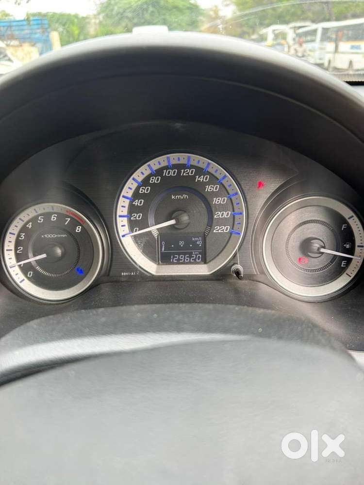 Well Maintained , Smooth Engine Performance, Alloy Wheel, Family Car