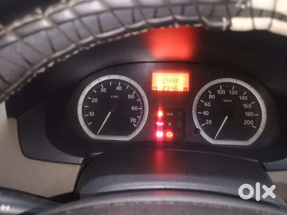 Mahindra Verito Petrol 2012