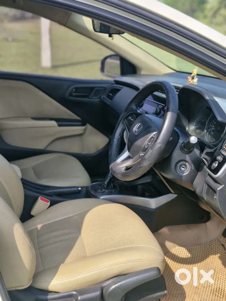 Honda City Petrol Manual 2nd Owner 2014